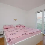 아파트 Joka 로파르
